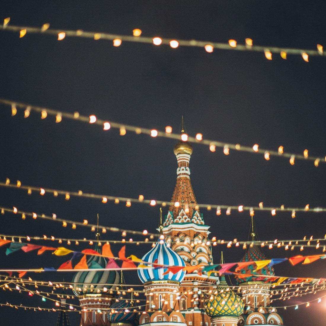 Magical Christmas Destinations! | Squirrl